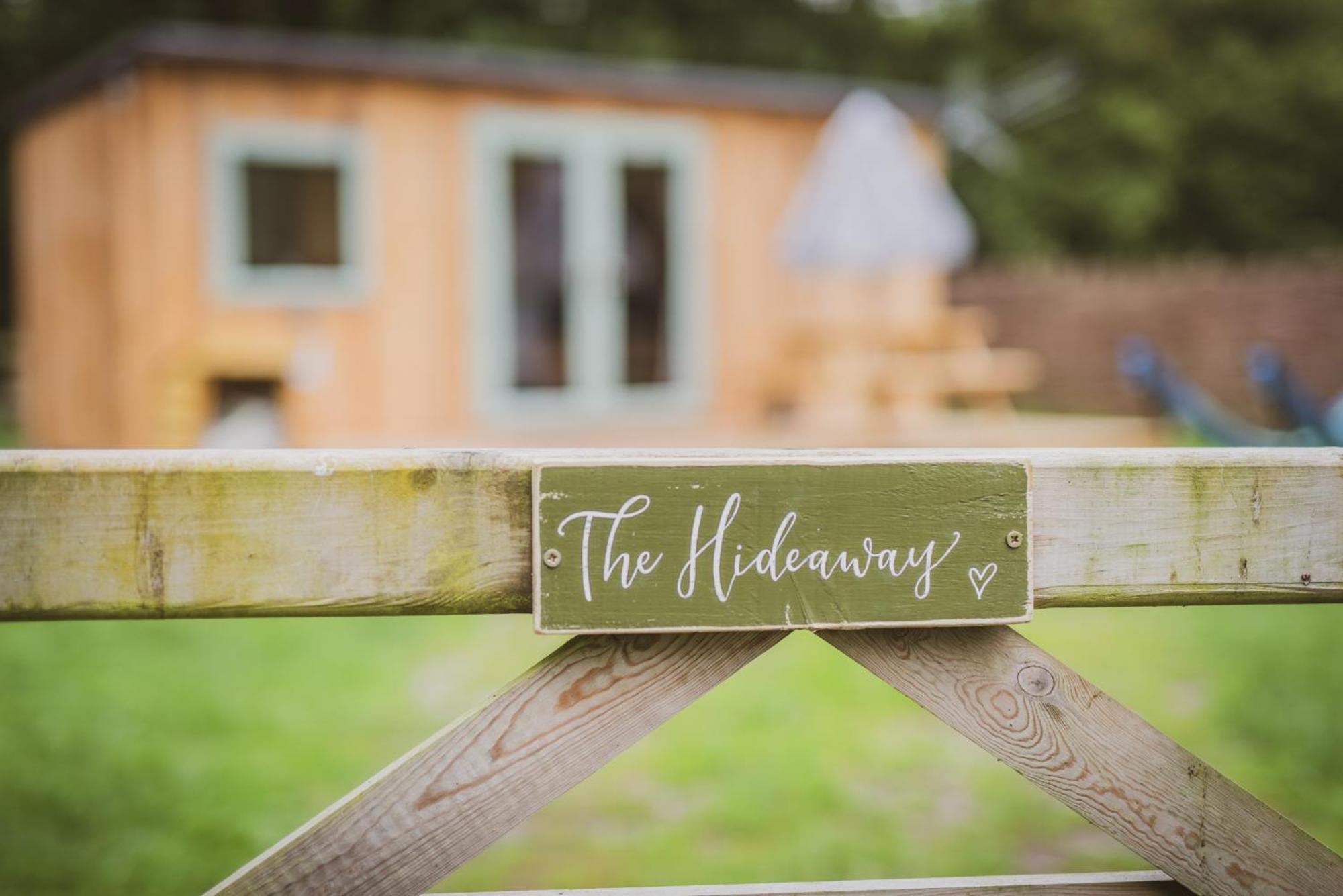 The Hideaway At Hiddenwood Glamping Hotel Corsley Luaran gambar