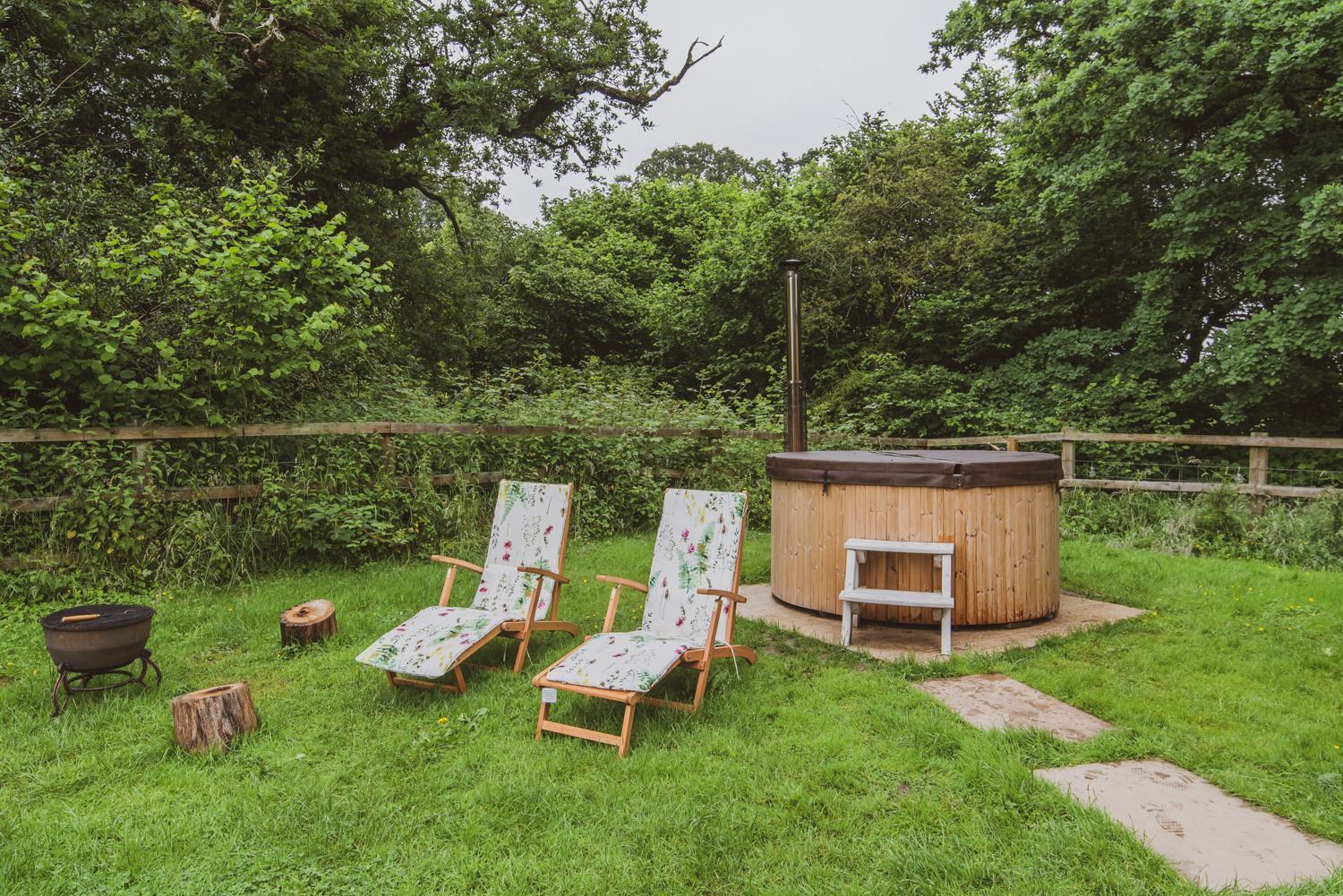 The Hideaway At Hiddenwood Glamping Hotel Corsley Luaran gambar